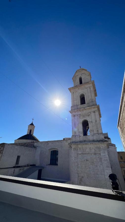 Dimora Al Campanile Bed & Breakfast Sannicandro di Bari Bagian luar foto