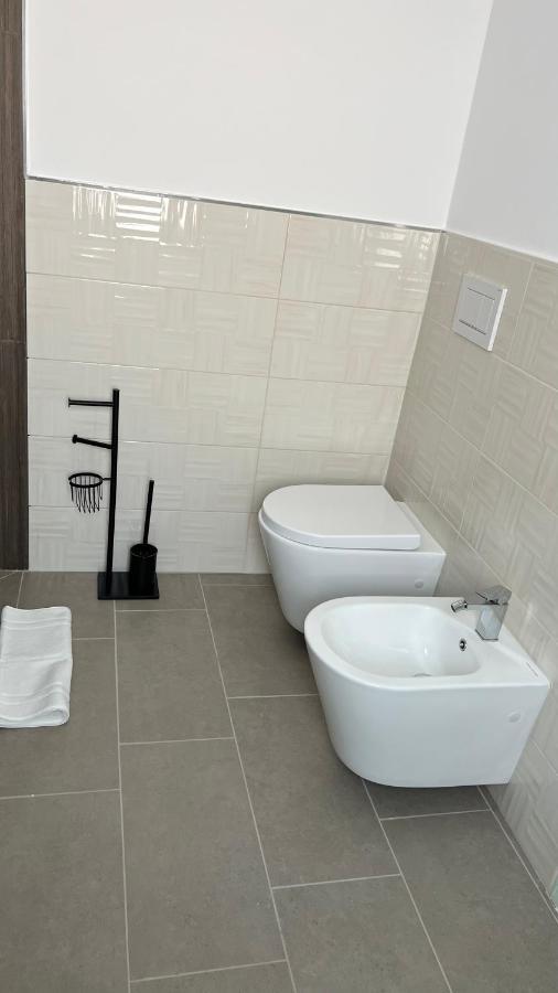 Dimora Al Campanile Bed & Breakfast Sannicandro di Bari Bagian luar foto