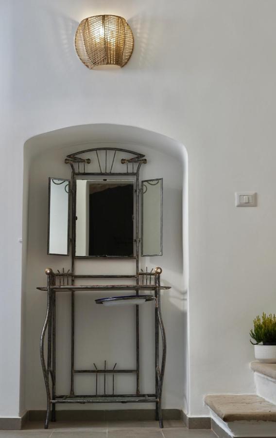 Dimora Al Campanile Bed & Breakfast Sannicandro di Bari Bagian luar foto