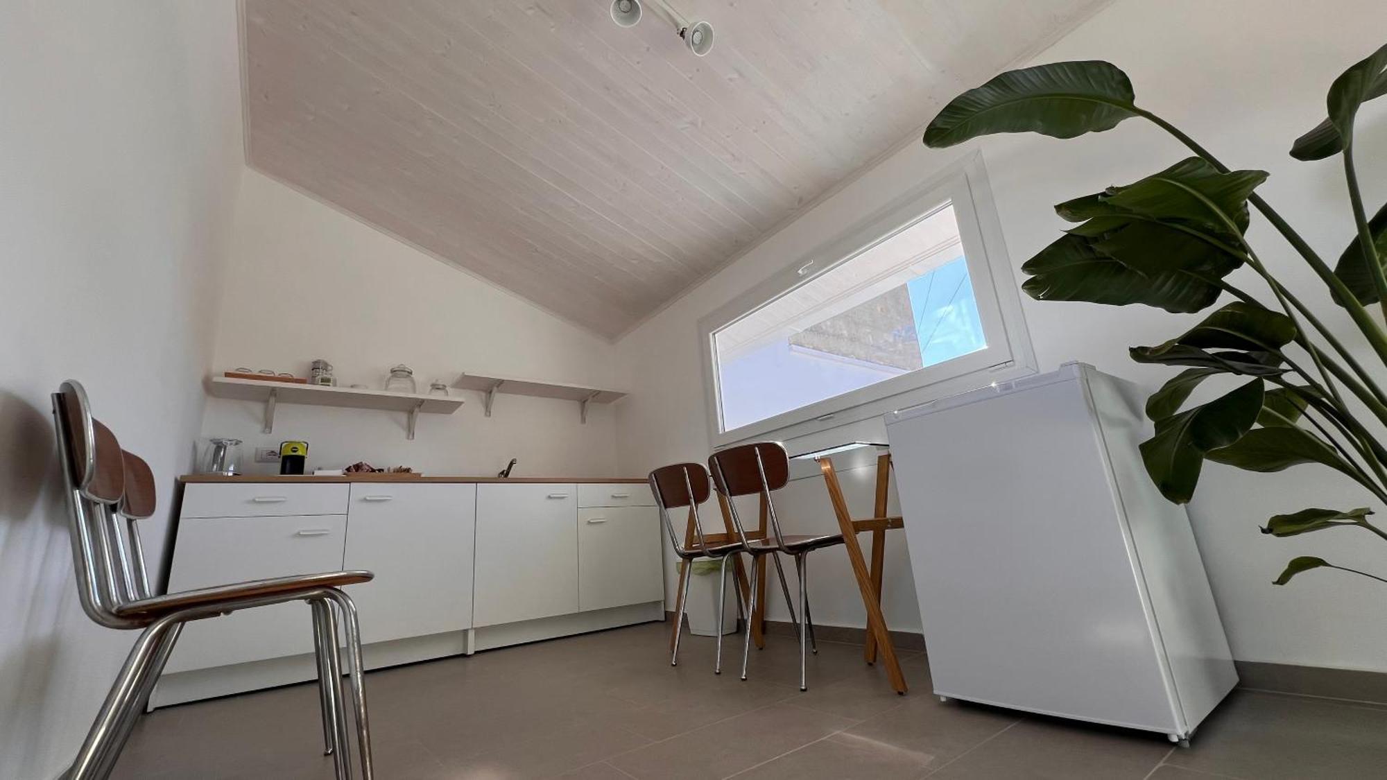 Dimora Al Campanile Bed & Breakfast Sannicandro di Bari Bagian luar foto
